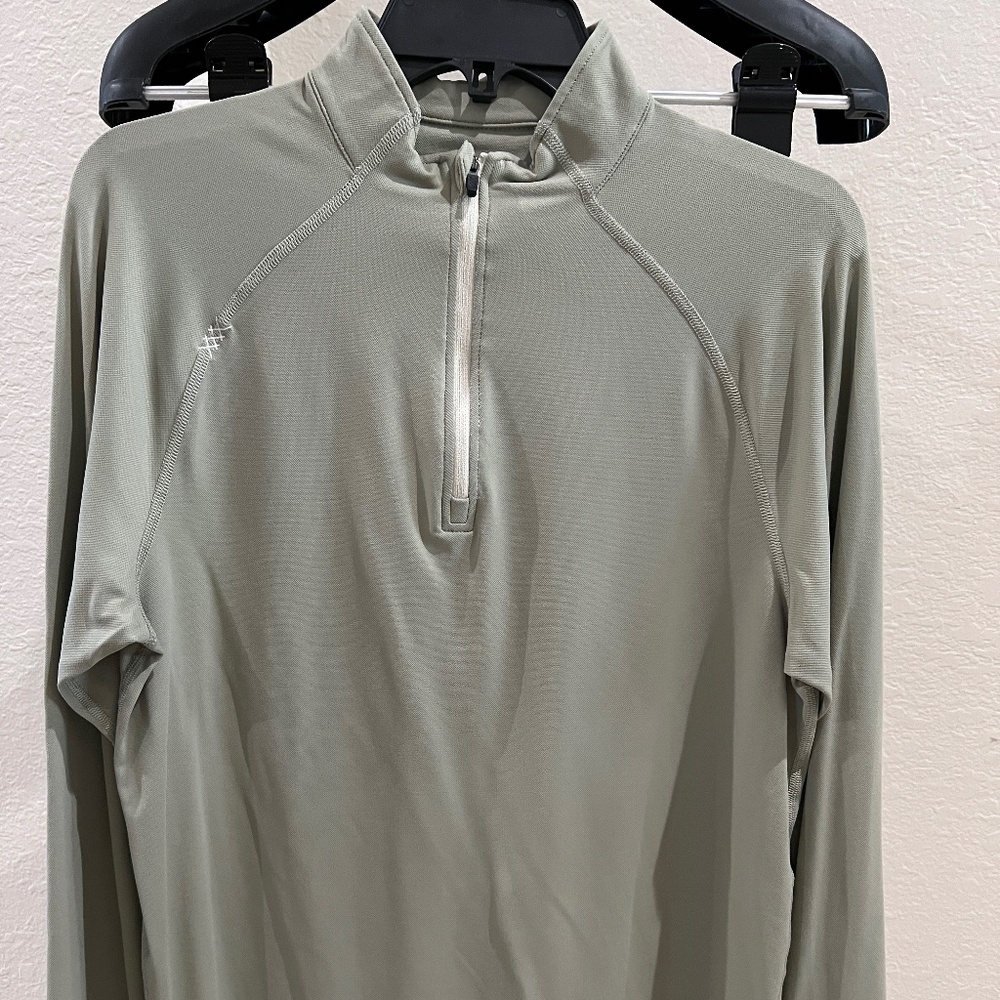 RHONE Session 1/4 Zip in Sage Green